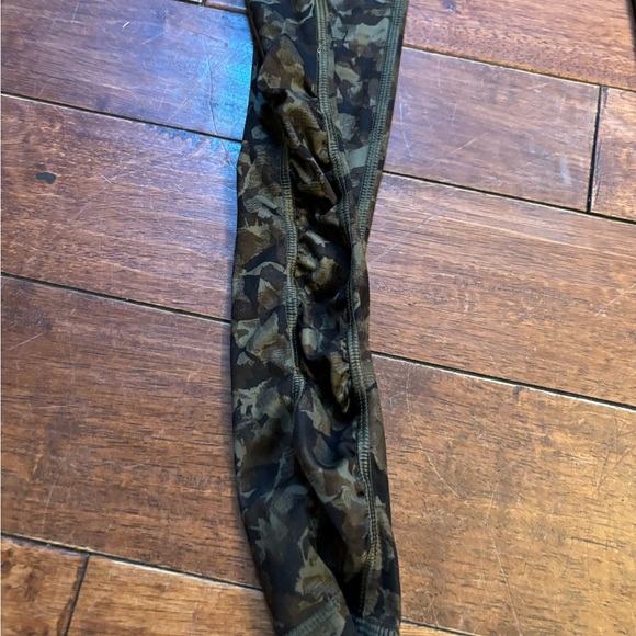 Lululemon sz 6 bundle of 3 items - Picture 9 of 11